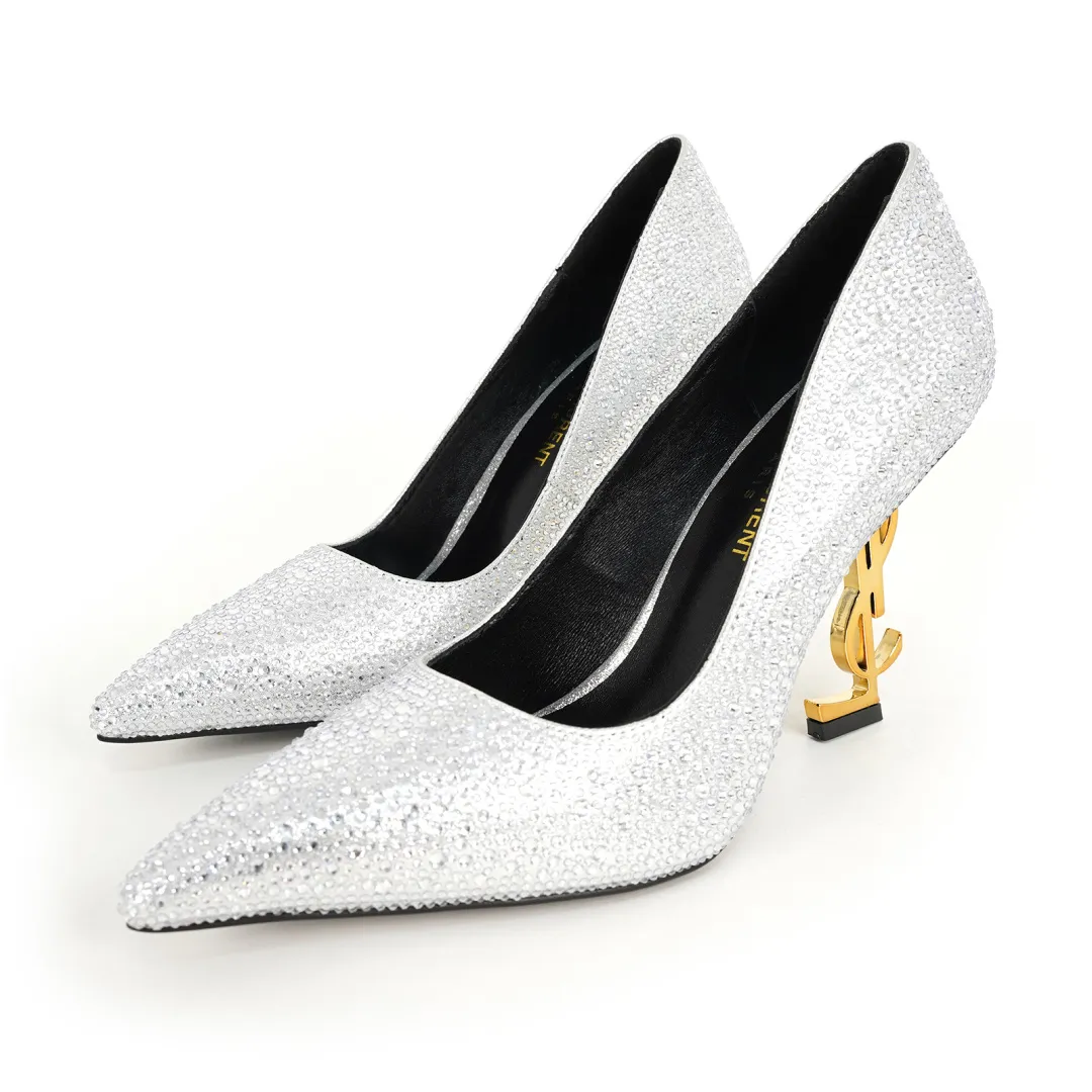 👟👟Ex-factory price 600👟👟 [Saint Laurent] YSL letter metal heels. Fabric: Cow patent leather/cow leather. Sheepskin lining/foot pads, Italian leather outsole. The letter heel is cast from ultra-high-strength steel. Heel height: 10.5CM and 8.5M two heel heights. Size 35-42 (42 is custom-made and cannot be returned or exchanged).